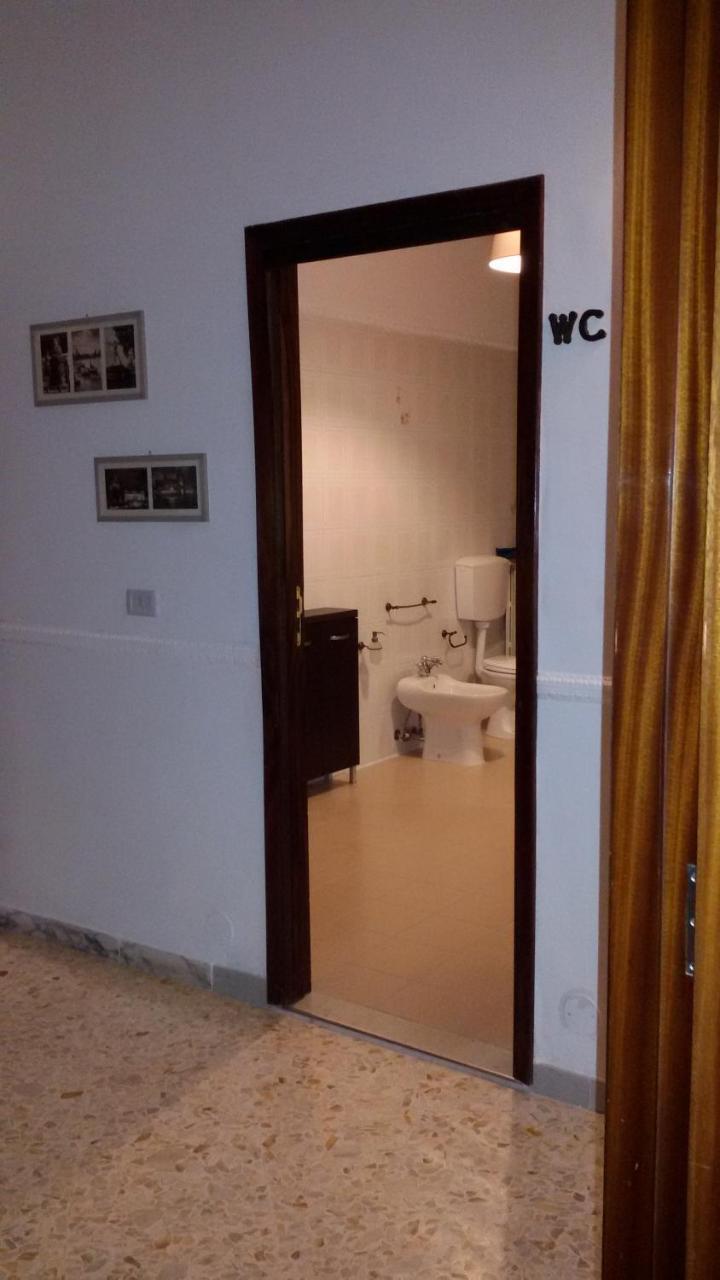 B&B Metropolitan Таранто Экстерьер фото