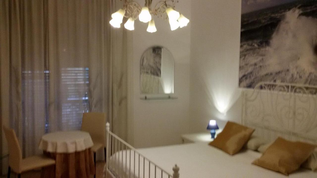 B&B Metropolitan Таранто Экстерьер фото